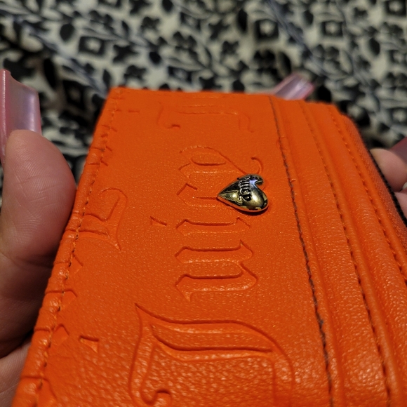 Juicy Couture Orange 🍊 wallet - Picture 2 of 5